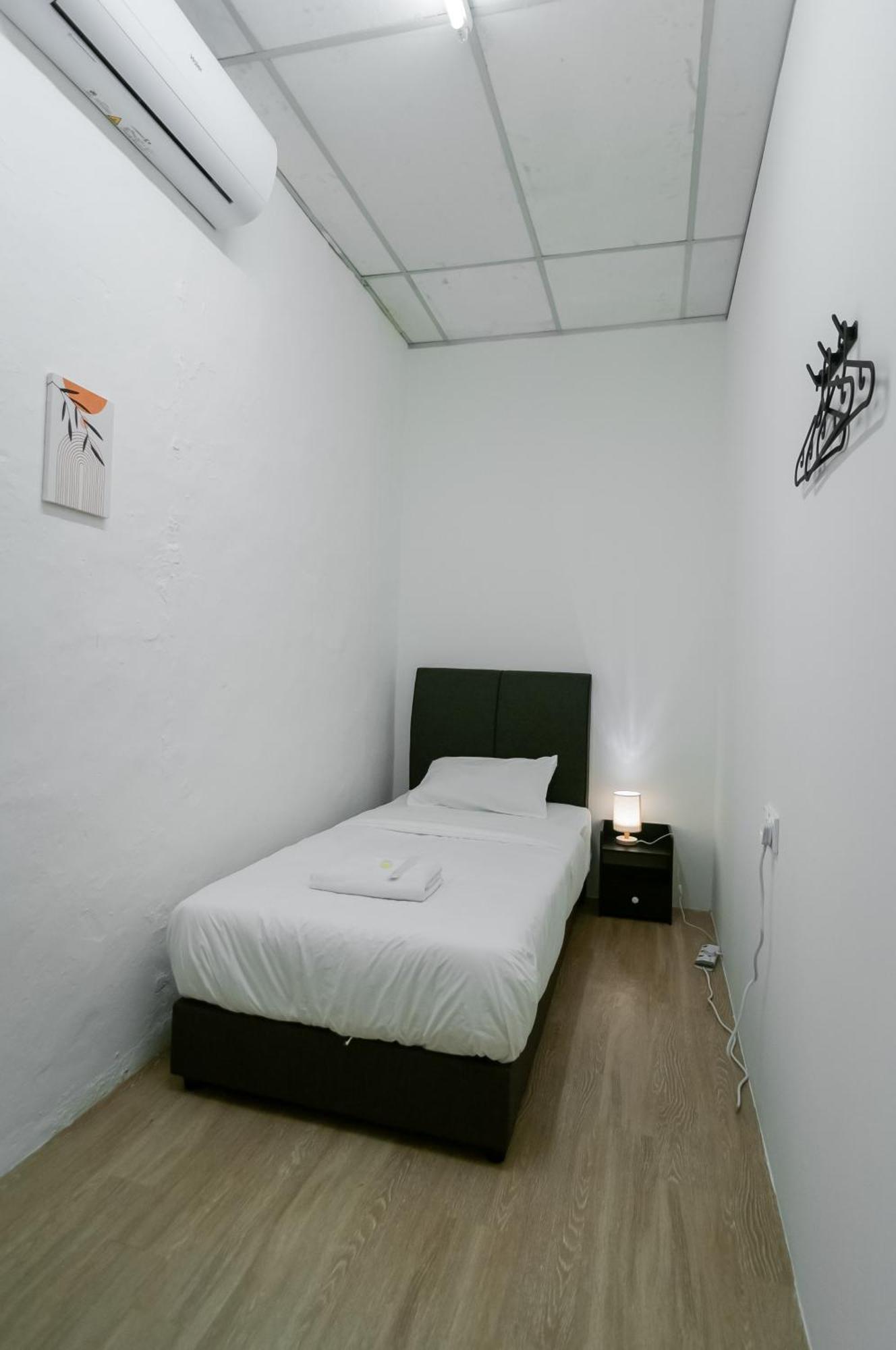 The Terraces By Aayu George Town Penang Hostel Ngoại thất bức ảnh