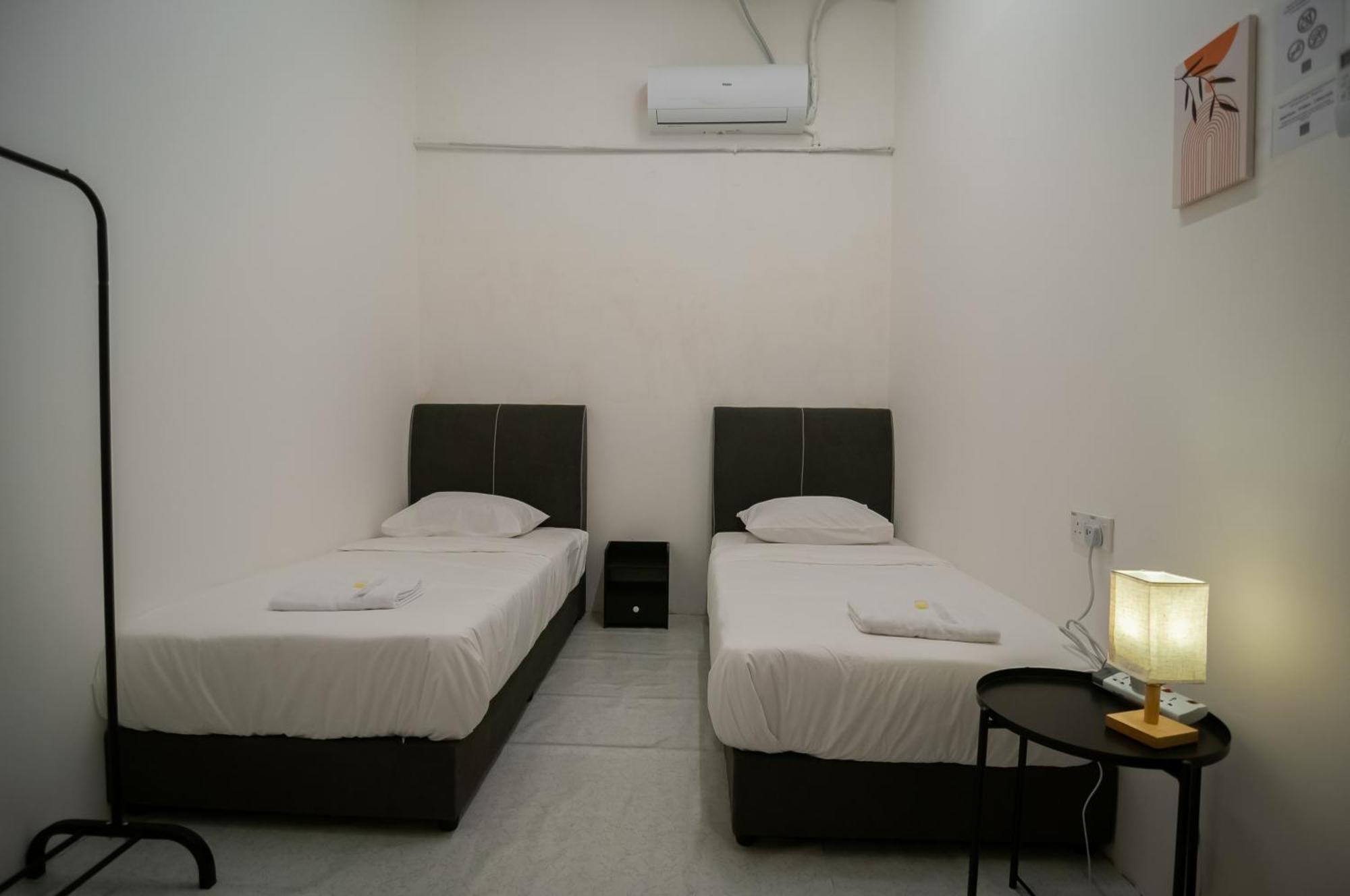 The Terraces By Aayu George Town Penang Hostel Ngoại thất bức ảnh