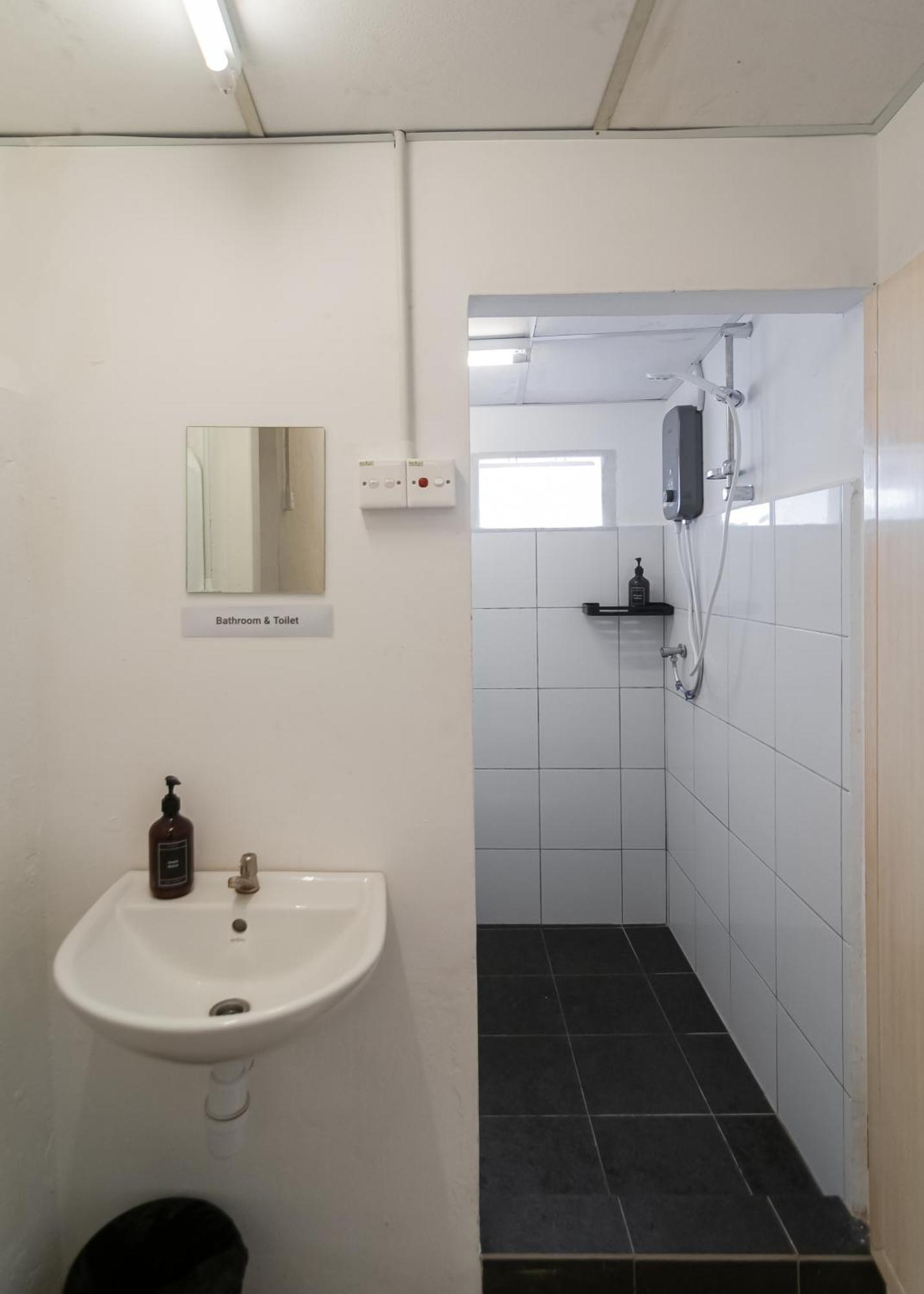 The Terraces By Aayu George Town Penang Hostel Ngoại thất bức ảnh